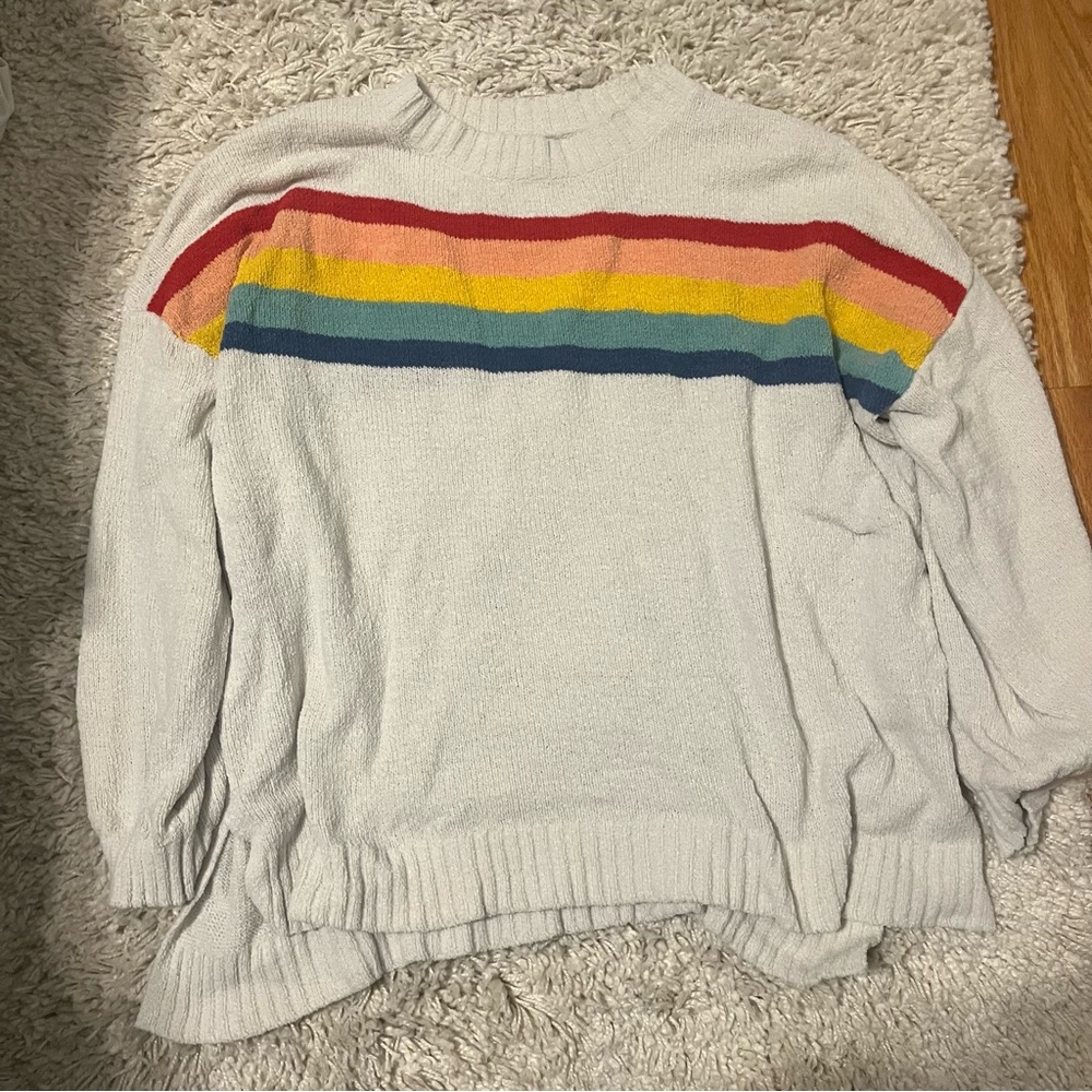 American Eagle Outfitters White and Red Crew Neck Sweater